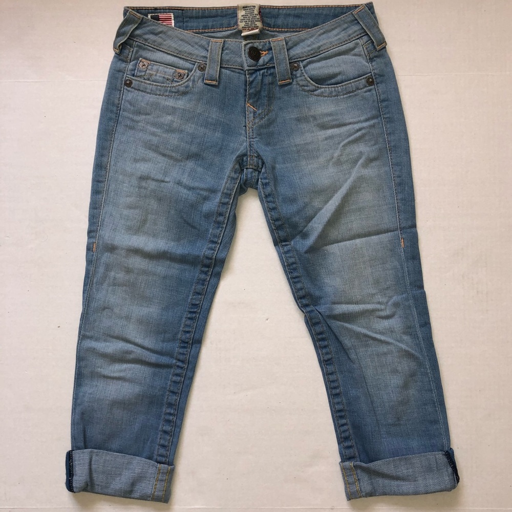 True Religion Light Wash Capri Jeans 26